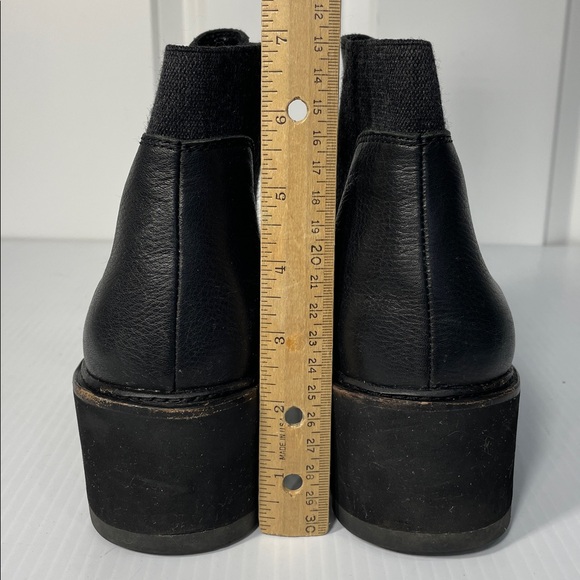 Eileen Fisher Chelsea Wedge Washed Leather Bootie Sz 11 Black Wool Elastic Side - Picture 11 of 13